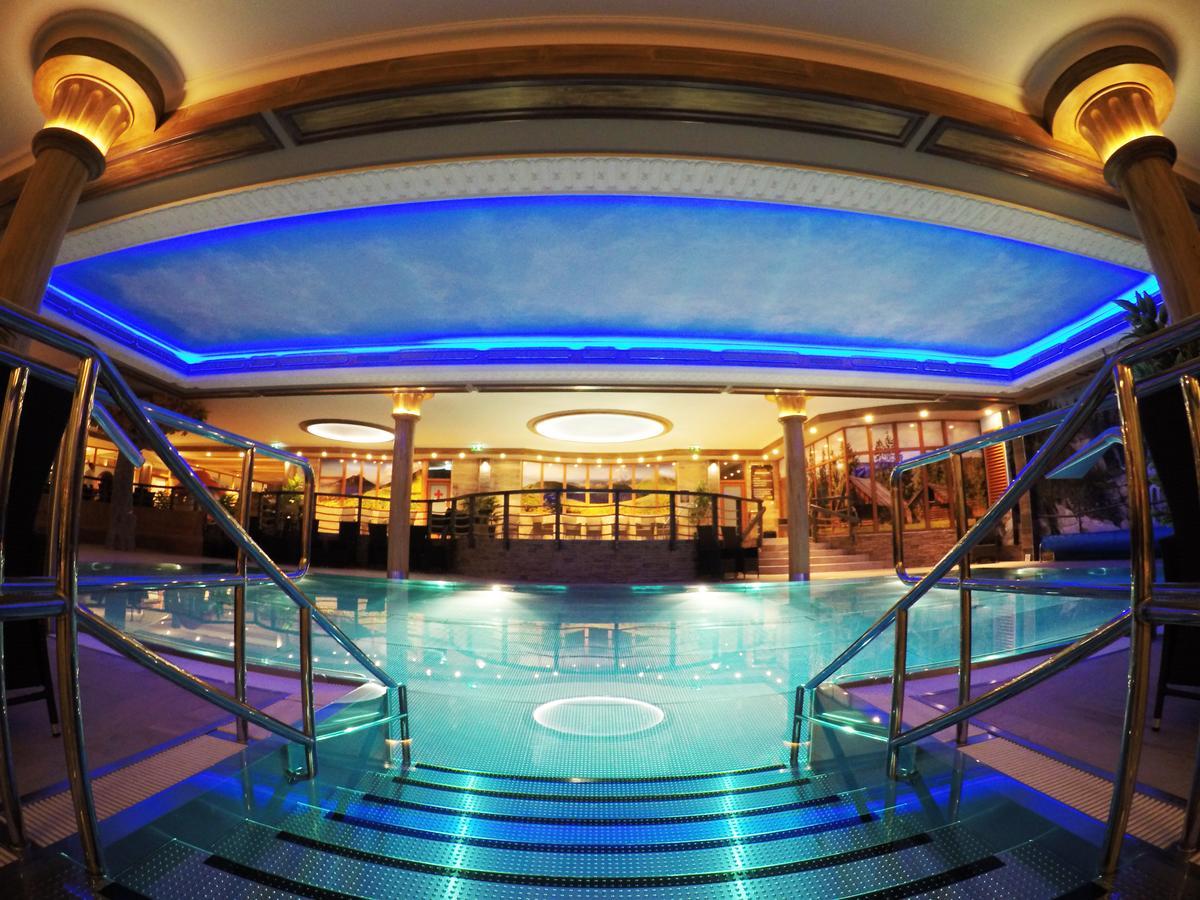 Aqua Sport*** Hotel Púchov Exterior foto